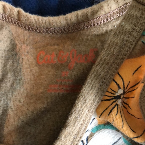 Bundle of boys tops - Picture 8 of 11